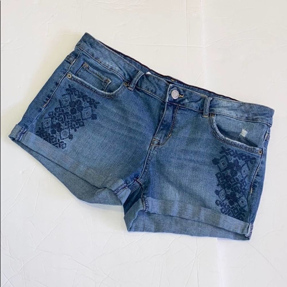 Aeropostale MIDI Denim Blue Jean Cuff Shorts 10